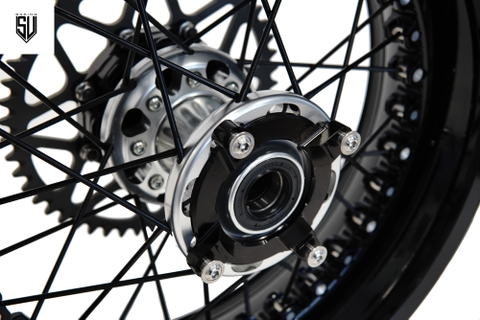 Mâm KINEO Triumph Trident 660 Đen Bạc