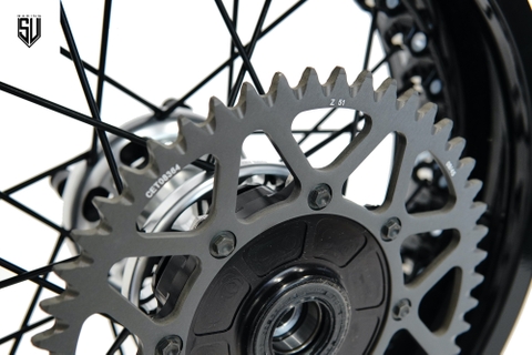 Mâm KINEO Triumph Trident 660 Đen Bạc