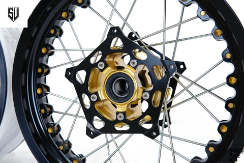 Mâm KINEO BMW R Nine T Đen Vàng