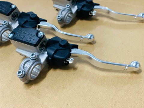 Tay thắng Formula SLC