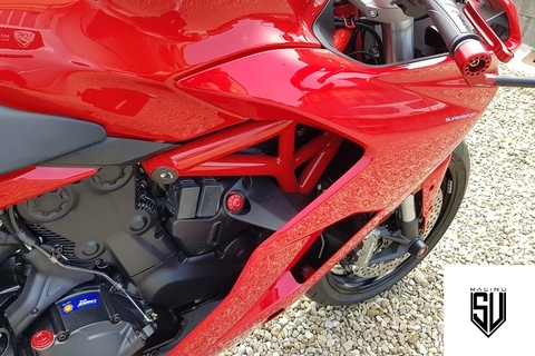 CNC Racing - Nắp bình nước phụ Ducati