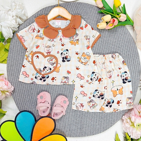 bé gái - tay ngắn quần lửng lớn