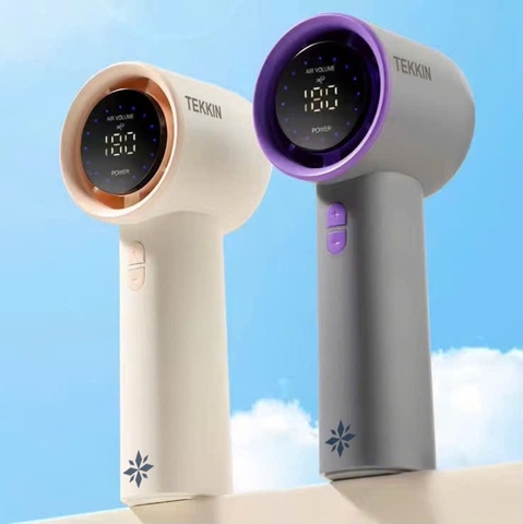 Quạt cầm tay mini siêu mạnh TEKKIN TI-257 pin dùng liên tục 30 giờ màn kỹ thuật số 100 mức gió tặng dây đeo cáp