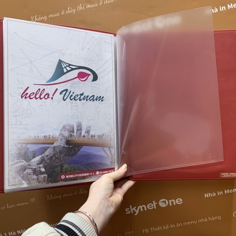 Thiết kế tinh tế - Menu bìa da đỏ đinh tán trong in Uv logo sắc nét -  Hello Viet Nam