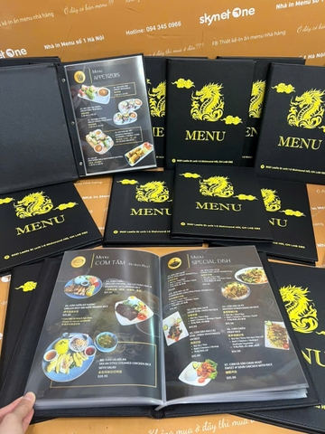 Menu bìa da đinh tán trong túi nilong in UV _ Thiết kế trong cầm tay _ Ngon Cornor