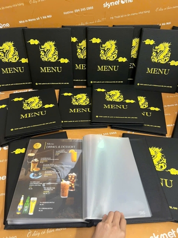 Menu bìa da đinh tán trong túi nilong in UV _ Thiết kế trong cầm tay _ Ngon Cornor