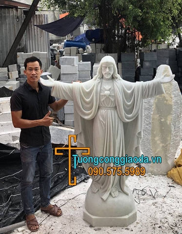 Tượng Chúa Giang Tay Bằng Đá Non Nước Đẹp