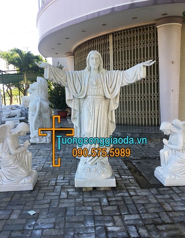 Tượng Chúa Giesu Trái Tim Bằng Đá Đẹp