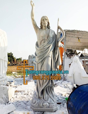 Tượng Chúa Sống Lại Bằng Đá Trắng Nguyên Khối