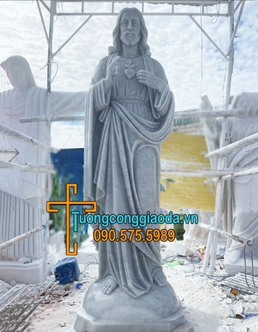 Tượng Chúa Thánh Tâm Đá Đẹp Đà Nẵng