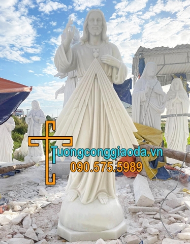 Tượng Chúa Thương Xót Bằng Đá Trắng Nguyên Khối Cao 2m5