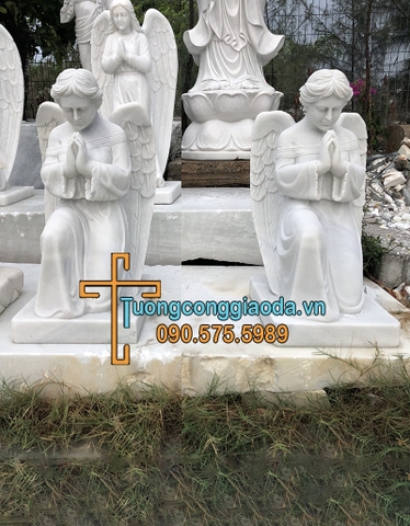 Tượng Cô Gái Thiên Thần Chấp Tay Quỳ Gốc Bằng Đá Đẹp Tại Lâm Đồng