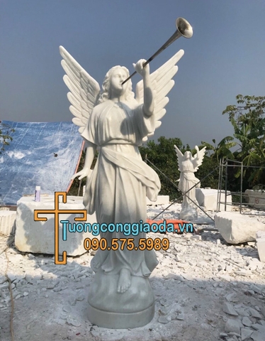Tượng Cô Gái Thiên Thần Thổi Kèn Bằng Đá Trắng Non Nước