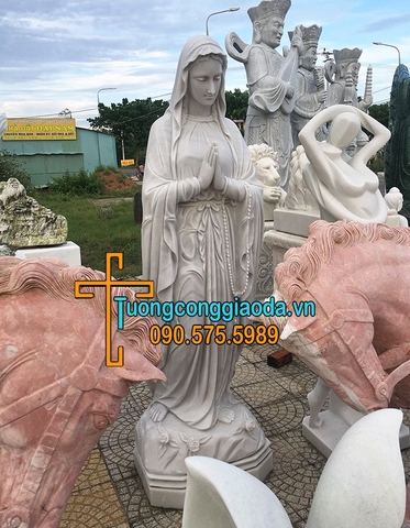 Tượng Đức Mẹ Lộ Đức Đá Non Nước Đà Nẵng