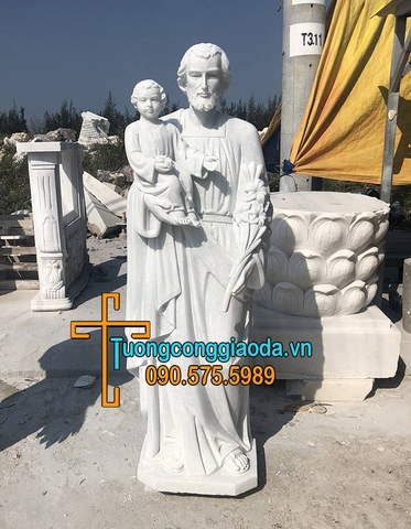 Tượng Thánh Giuse Bồng Chúa Hài Đồng Đá Non Nước Đà Nẵng