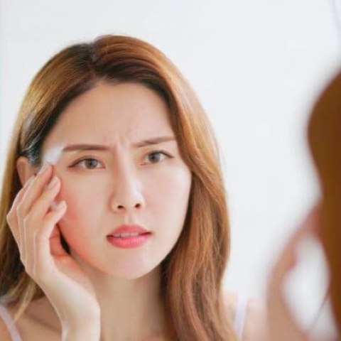 TẠI SAO CĂNG THẲNG KHIẾN BẠN NHANH GIÀ