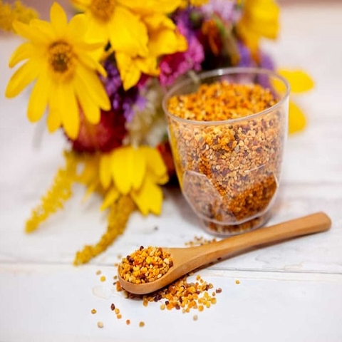 Phấn Hoa Mật Ong & Những Công Dụng Làm Đẹp Có Thể Bạn Chưa Biết