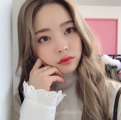 Phun môi đẹp tự nhiên đừng bỏ qua 4 màu này!