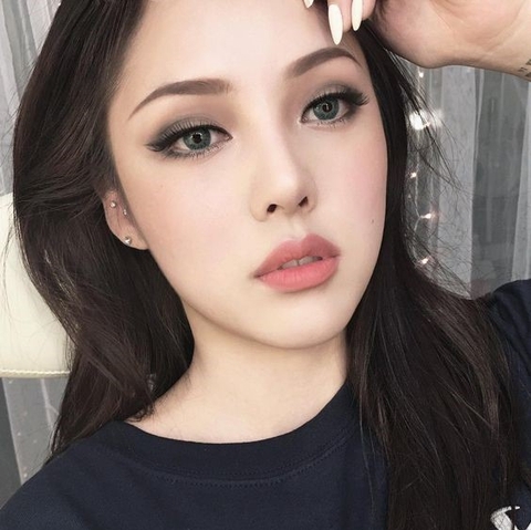 Mách bạn cách chọn màu son theo cá tính