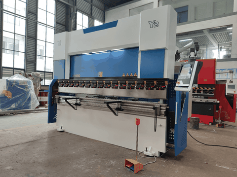 Máy chấn thủy lực CNC
