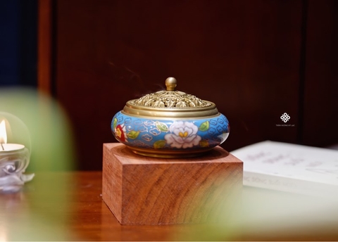 Lư đồng mẫu đơn khảm pháp lam xanh
