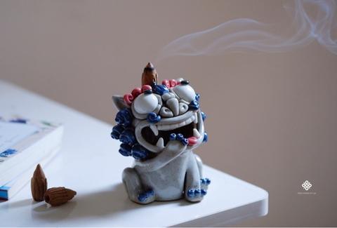 Lư gốm lân ngáo