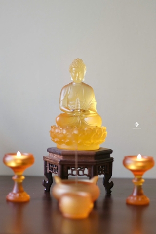 Tượng Phật Dược Sư Lưu Ly vàng 18cm