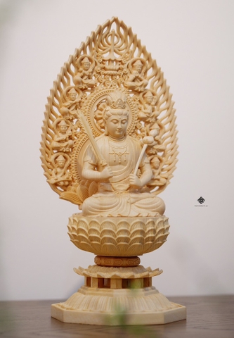 Tượng Hư Không Tạng Bồ tát gỗ bách