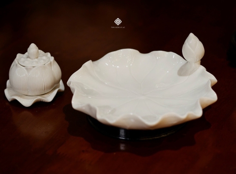 Đĩa lá sen sứ trắng 23cm