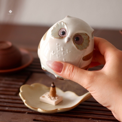 Lư gốm cú mèo may mắn Nhật Bản