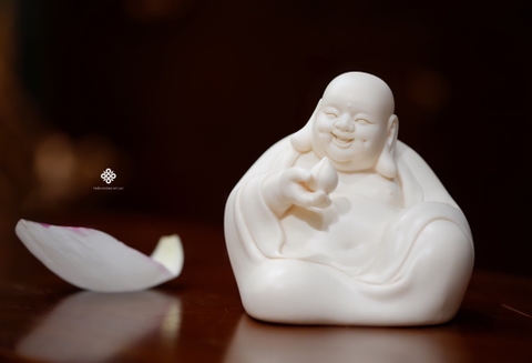 Tượng Đức Phật Di Lặc Đại Lạc sứ thấu quang