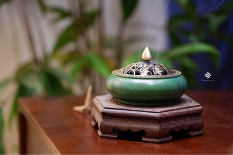 Lư đồng hoa sen xanh lá