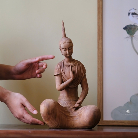 Tượng Giác Ngộ Tự Tại gỗ gụ bản mộc