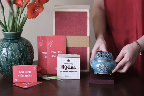 Bộ quà tặng thưởng trầm Ngọc Hòa