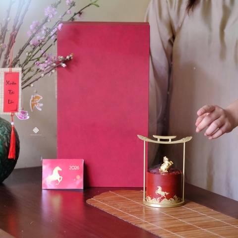 Bộ quà tặng thưởng trầm Kim Mã