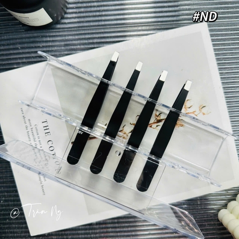 Nhíp nhổ chân mày