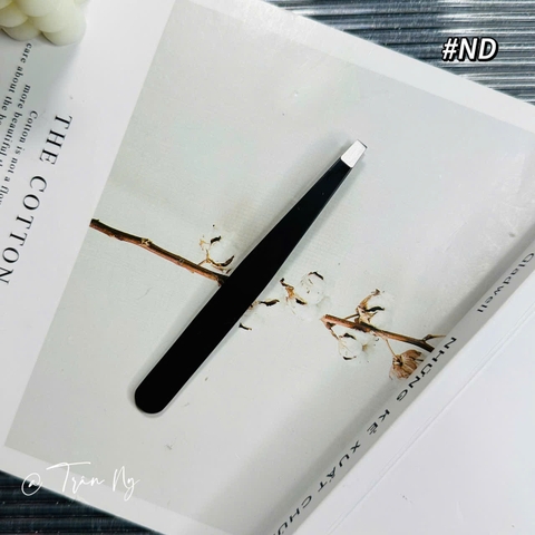 Nhíp nhổ chân mày