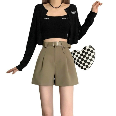 Quần short nữ kèm dây đai thanh lịch