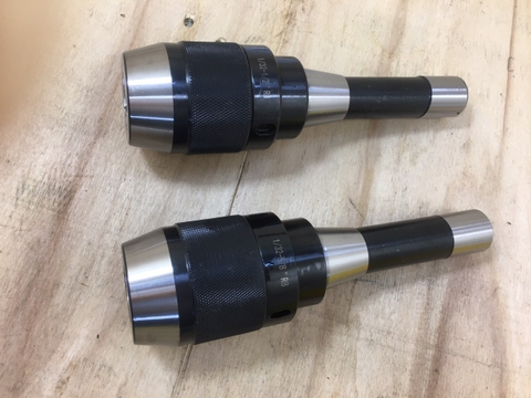 Bầu Kẹp Mũi Khoan