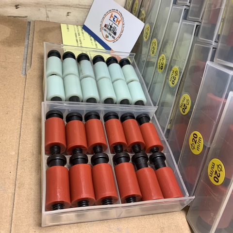 Chốt giật khuôn Nylon