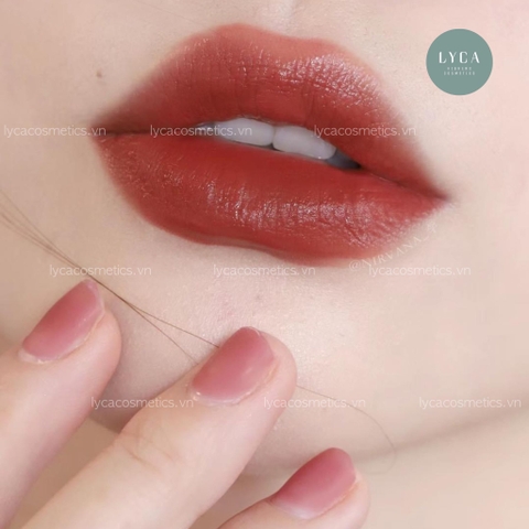 [BURBERRY] Son Burberry Kisses Matte 93 Russet Màu Đỏ Đất