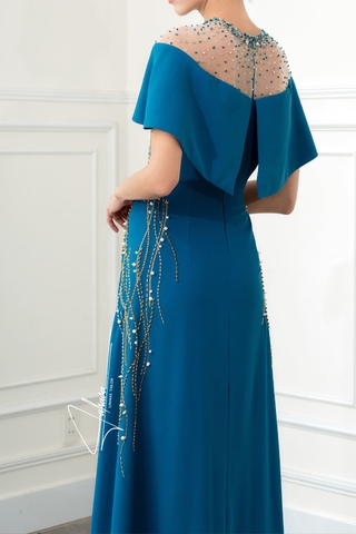 Đầm dạ hội tay bèo cổ tròn ấn tượng