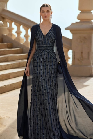 Váy dạ hội ren cho tuổi trung niên cao cấp