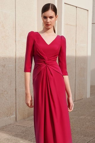 Đầm dài dự tiệc thiết kế nhẹ nhàng