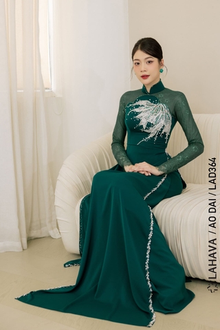 Áo dài dự tiệc thiết kế hoạ tiết hoa hiện đại