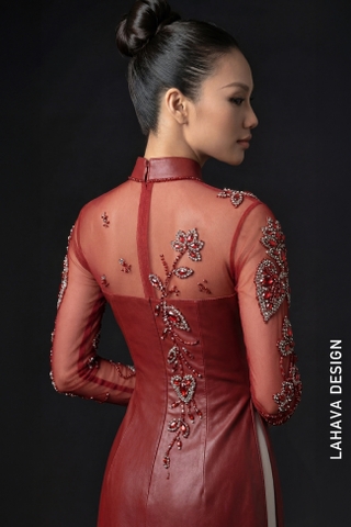 Áo Dài Da Cách Tân Đỏ Đô Đính Đá Thủ Công