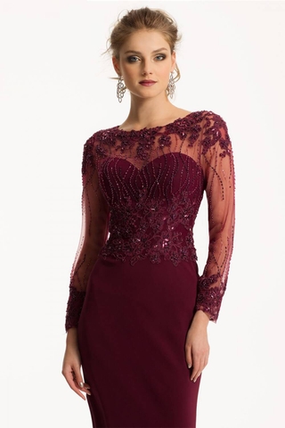 Đầm dạ hội trung niên đính kết sang trọng