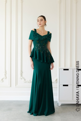 Mẫu đầm dạ hội trung niên che khuyết điểm