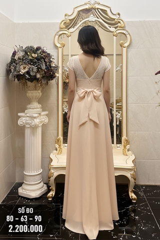 Váy dạ hội nhẹ nhàng thanh lịch