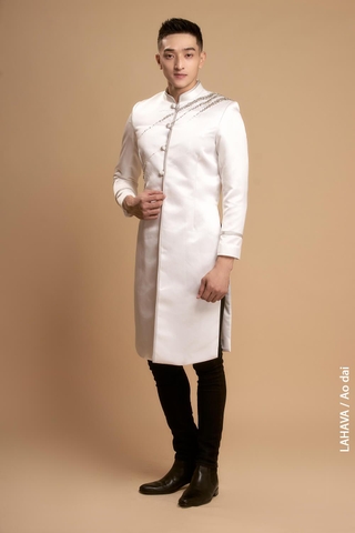 Áo dài kết hạt cách điệu